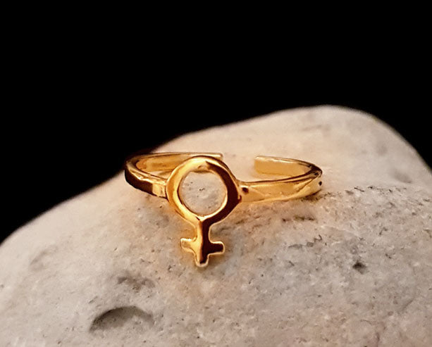 Fingerring med kvinnosymbol Guld - sterling silver 925