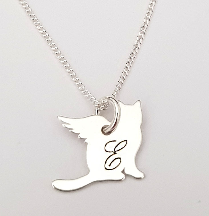 Hänge, Katt med vingar -  Valfri bokstav - Sterling silver 925