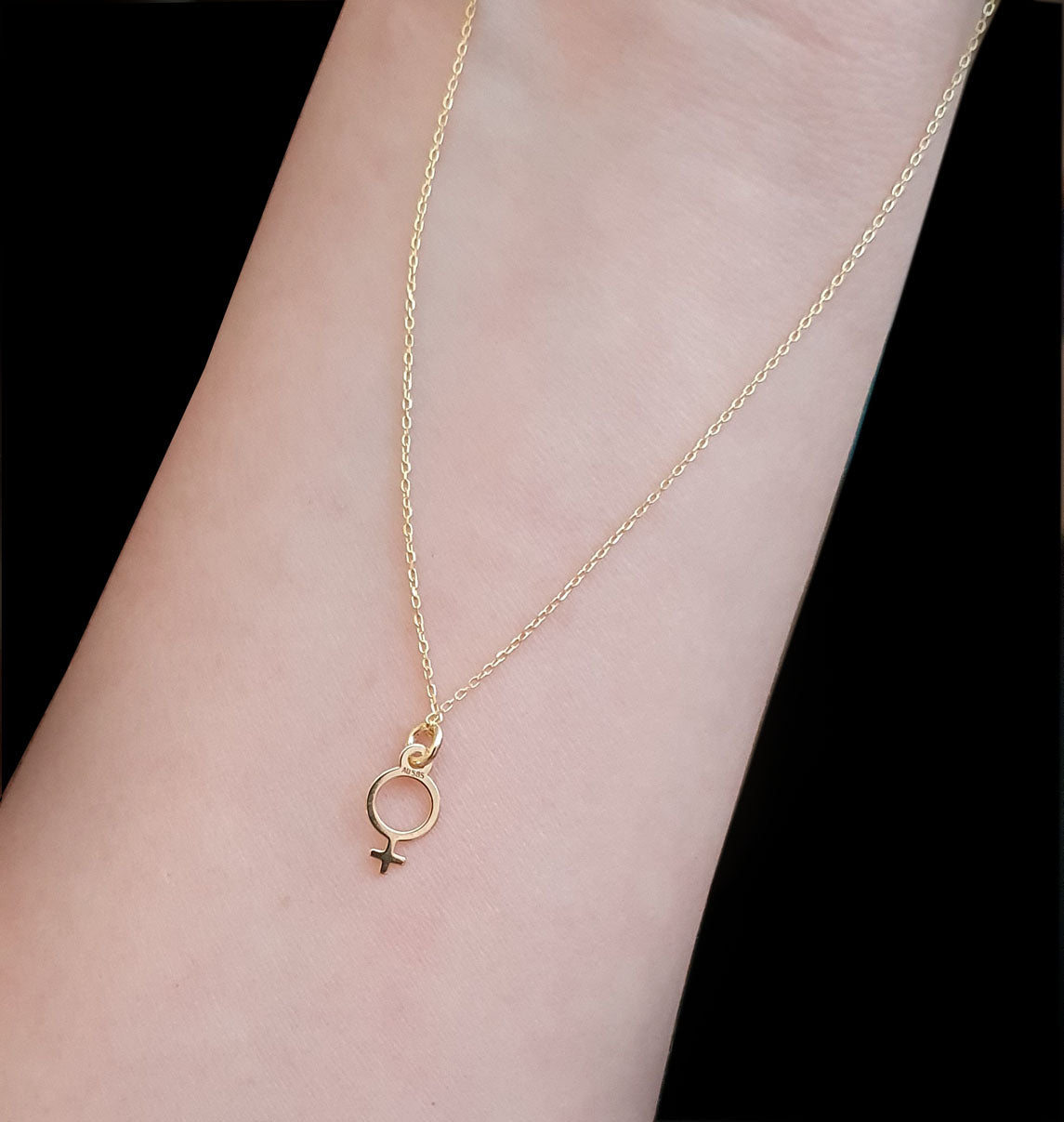 Hänge kvinnosymbol - 14K guld