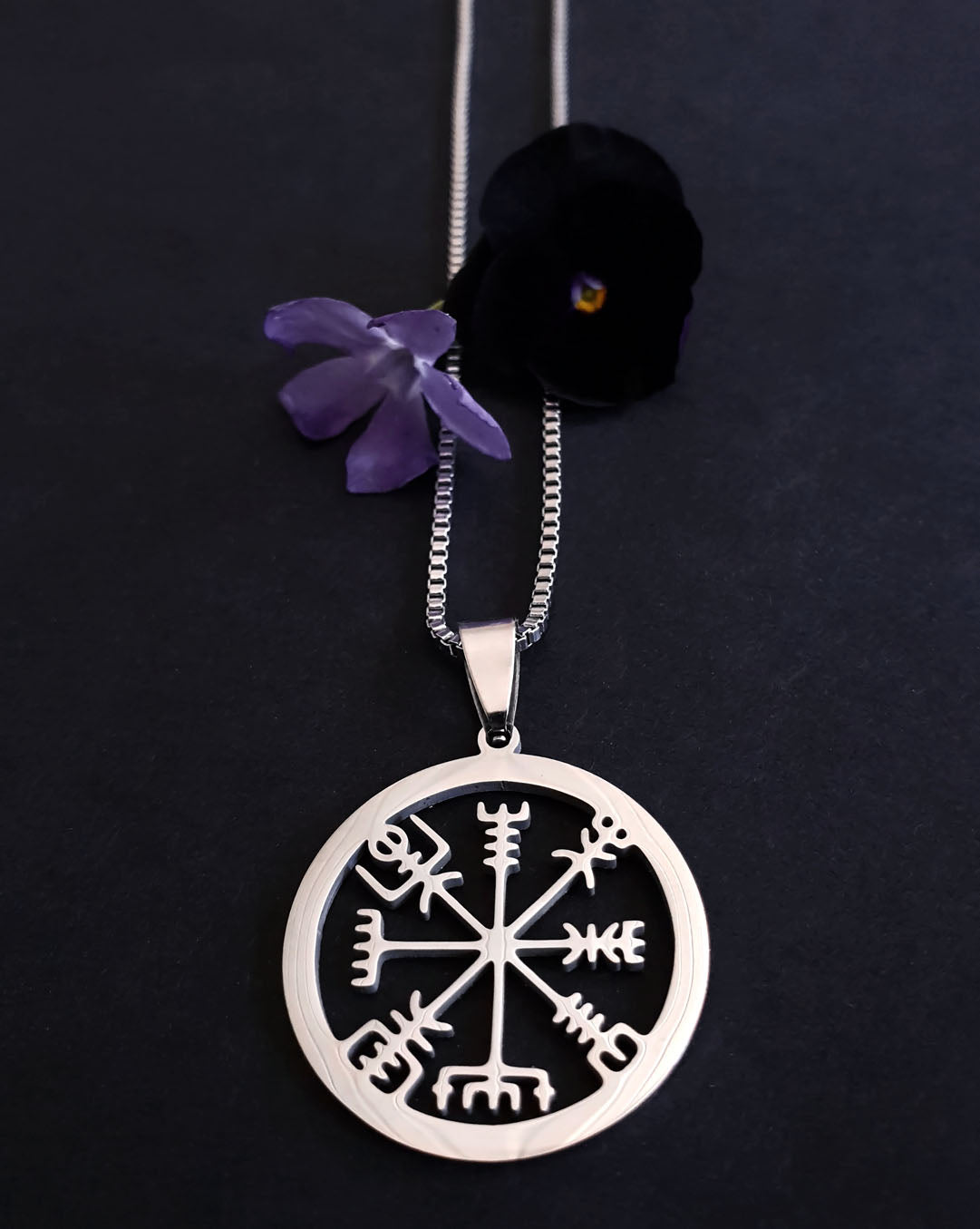 Vegvisir - Halsband i rostfritt stål