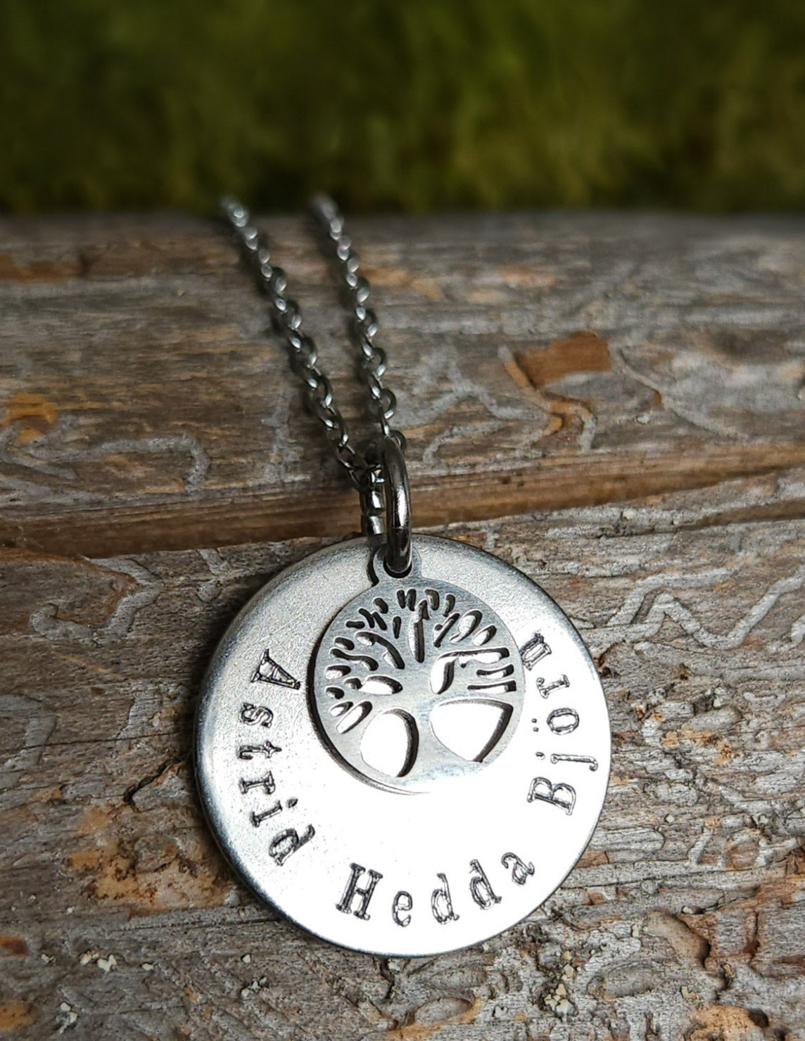 Namnhalsband - Runt hänge med livets träd, Rostfritt stål