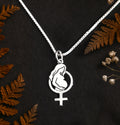 Gravid kvinna med kvinnosymbol - Hänge / Halsband, Silver 925