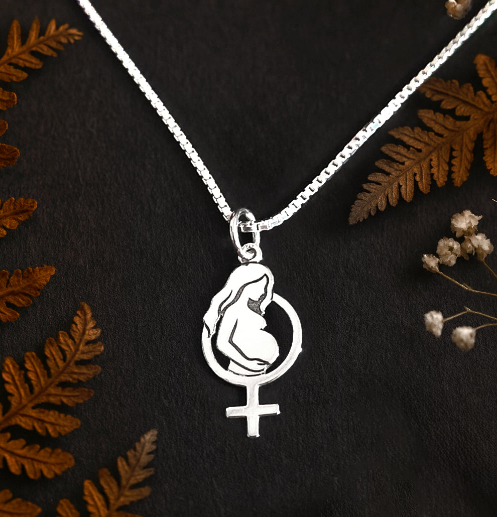 Gravid kvinna med kvinnosymbol - Hänge / Halsband, Silver 925