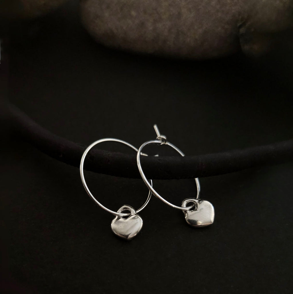 Silverörhängen, creoler med Hjärtan